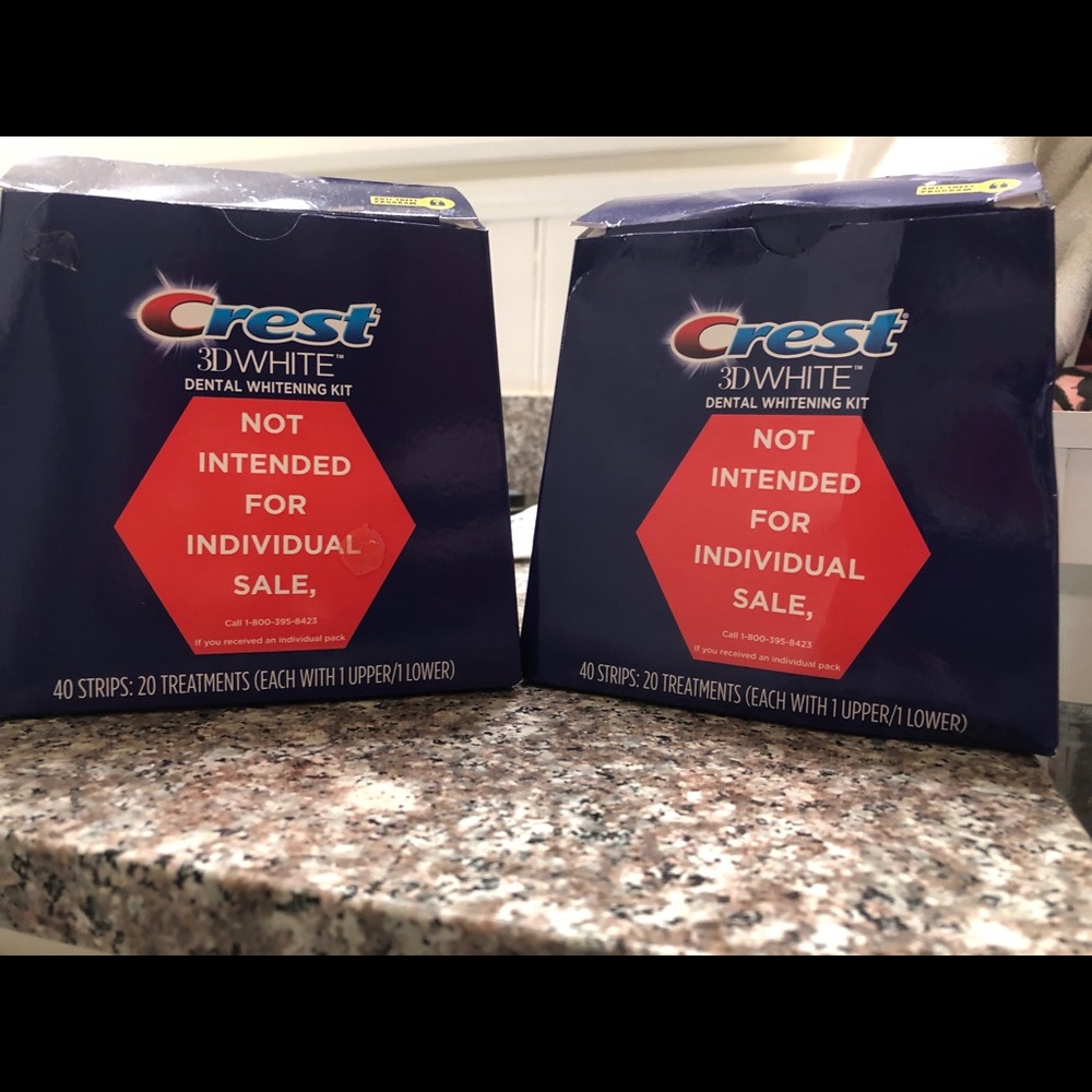 Crest whitening strips (2 or 1 pack) 20 treatmnts!